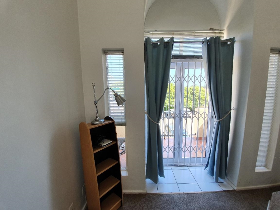 To Let 1 Bedroom Property for Rent in Claremont Western Cape